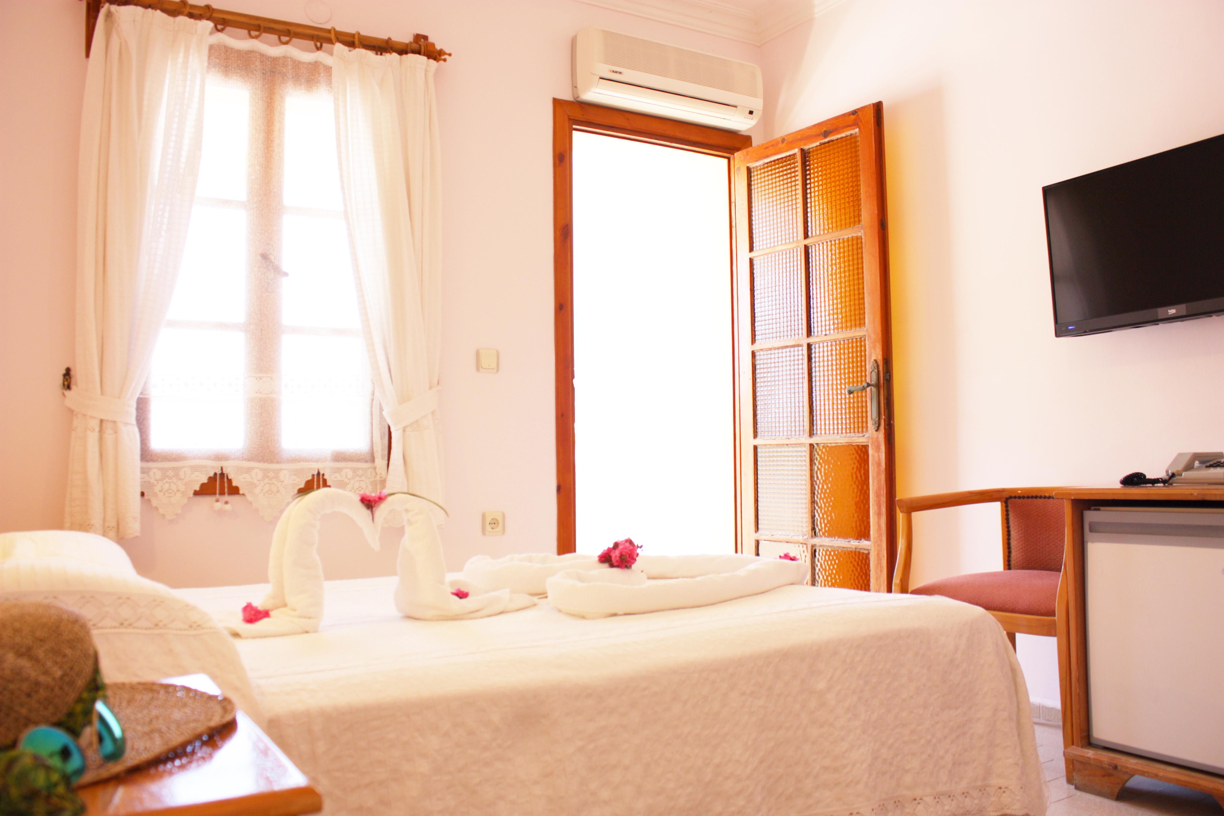 Toloman Hotel Bitez Beach Luaran gambar