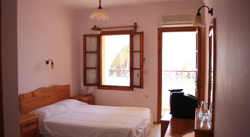 Toloman Hotel Bitez Beach Luaran gambar